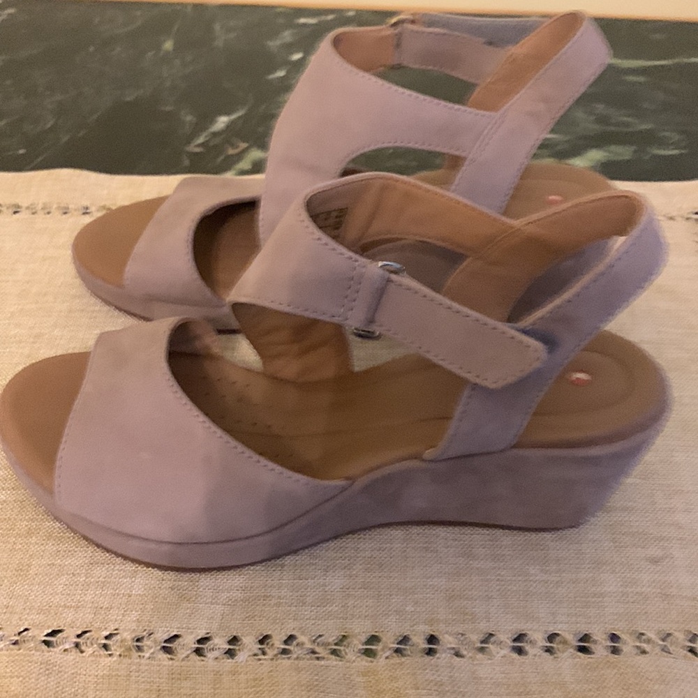 clark sandals - Picture 2 of 4